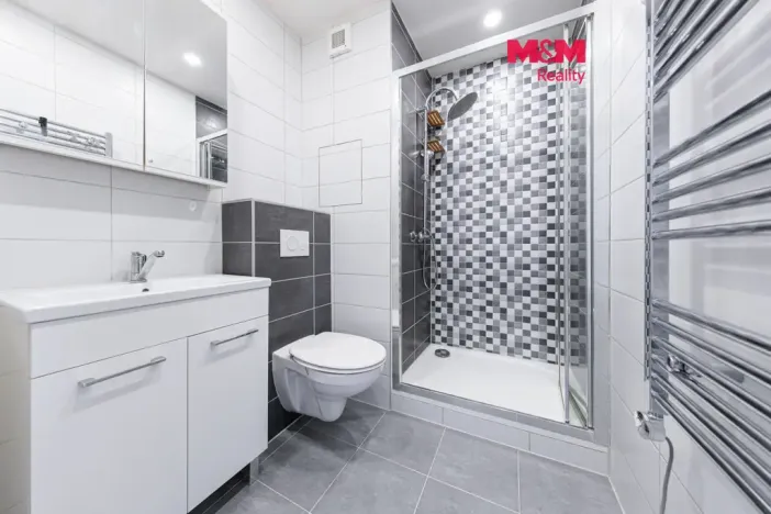 Pronájem bytu 2+kk, Chodov, Čs. odbojářů, 35 m2