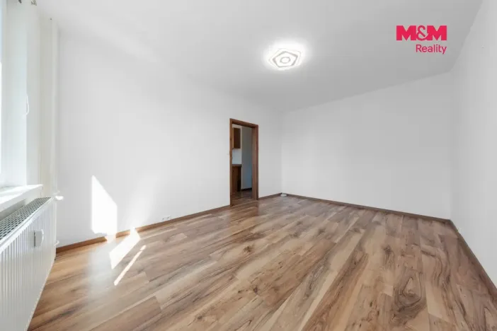 Pronájem bytu 2+kk, Chodov, Čs. odbojářů, 35 m2
