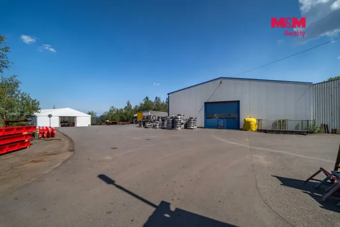 Pronájem výrobních prostor, Dubno, 594 m2