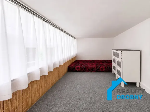 Prodej bytu 1+1, Děčín, Sládkova, 52 m2