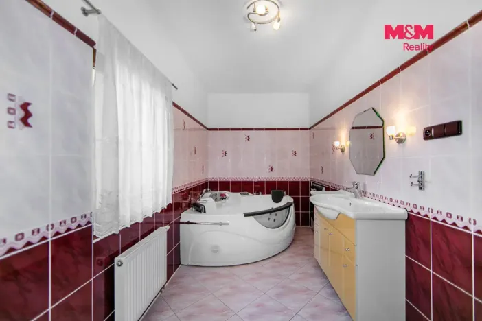 Prodej rodinného domu, Praha - Újezd nad Lesy, Svojšická, 230 m2
