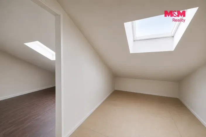 Prodej bytu 3+kk, Cheb, Břehnická, 78 m2