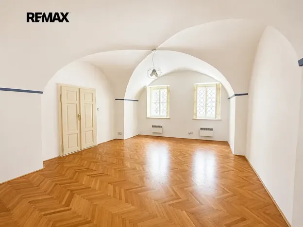 Pronájem kanceláře, Praha - Malá Strana, Karmelitská, 62 m2