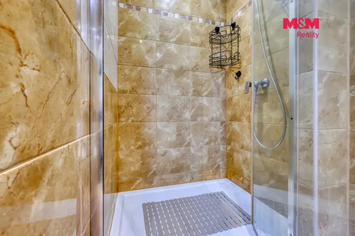 Prodej bytu 2+1, Ostrov, Jáchymovská, 56 m2