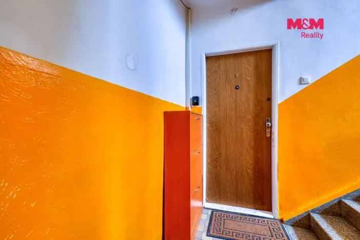 Prodej bytu 2+1, Ostrov, Jáchymovská, 56 m2