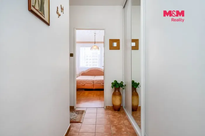 Pronájem bytu 2+kk, Praha, Pšenčíkova, 42 m2