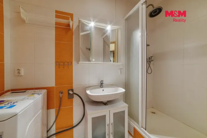 Prodej bytu 2+1, Kynšperk nad Ohří, náměstí SNP, 51 m2