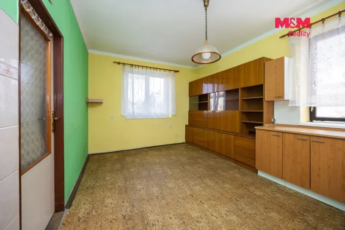 Prodej rodinného domu, Uhersko, 128 m2