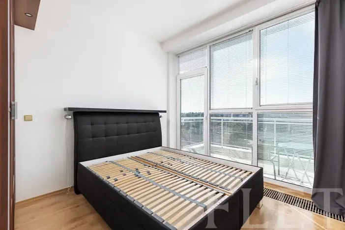 Pronájem bytu 2+kk, Praha - Strašnice, V Rybníčkách, 47 m2
