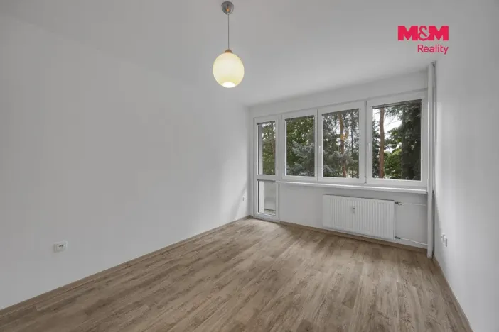 Prodej bytu 3+1, Hradec Králové - Slezské Předměstí, Severní, 57 m2