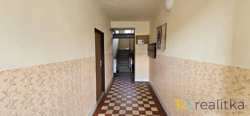 Prodej bytu 2+kk, Brnířov, 41 m2