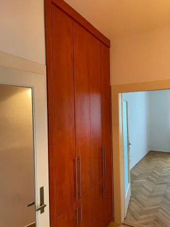 Pronájem bytu 1+1, Praha - Vinohrady, Koperníkova, 46 m2
