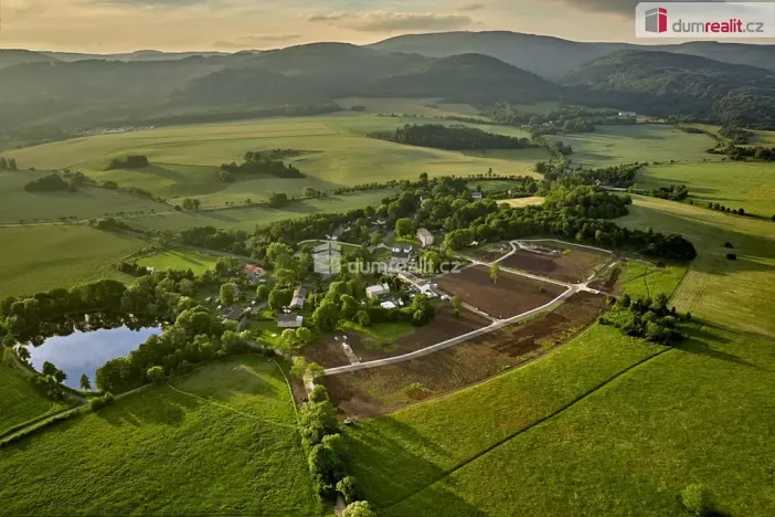 Prodej pozemku pro bydlení, Ostrov, 962 m2