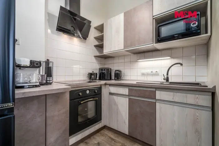 Prodej bytu 1+kk, Hradec Králové, Škroupova, 34 m2