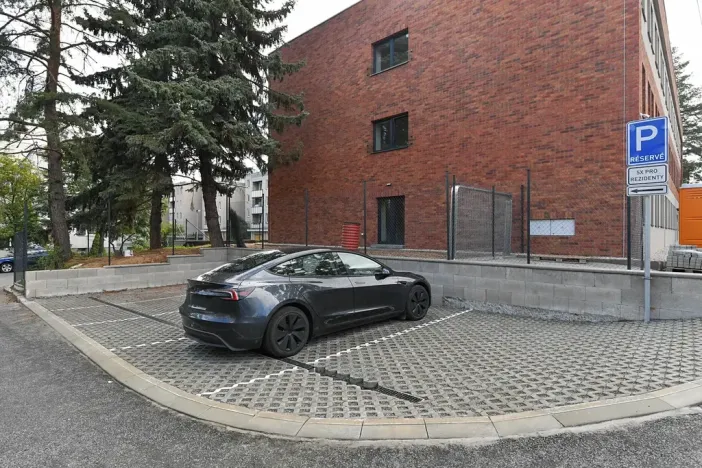 Prodej bytu 1+kk, Praha - Zbraslav, Elišky Přemyslovny, 34 m2