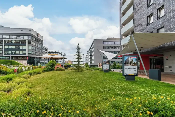 Pronájem bytu 2+kk, Praha - Stodůlky, náměstí Junkových, 49 m2