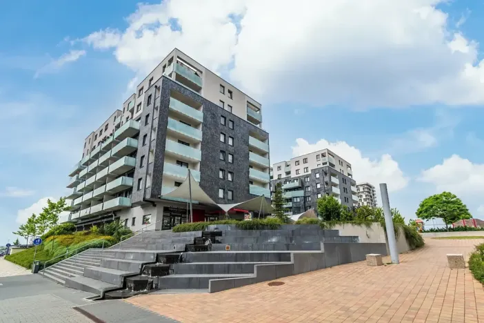 Pronájem bytu 2+kk, Praha - Stodůlky, náměstí Junkových, 49 m2