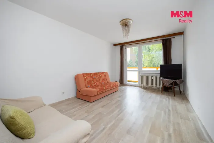 Prodej bytu 2+1, Lázně Bohdaneč, Na Lužci, 60 m2