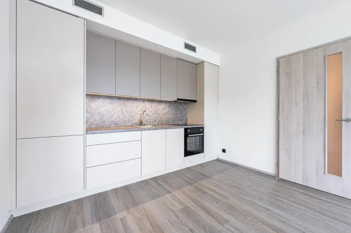 Pronájem bytu 2+kk, Praha - Hlubočepy, Na Zlíchově, 53 m2
