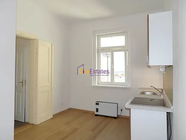 Pronájem bytu 1+1, Praha - Žižkov, Vlkova, 35 m2