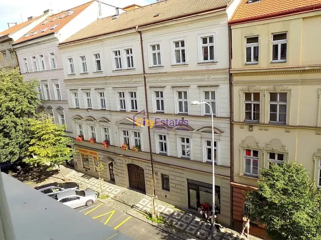 Pronájem bytu 1+1, Praha - Žižkov, Vlkova, 35 m2