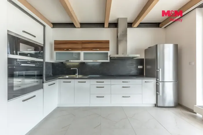 Pronájem bytu 3+kk, Praha - Březiněves, Pěnkaví, 110 m2