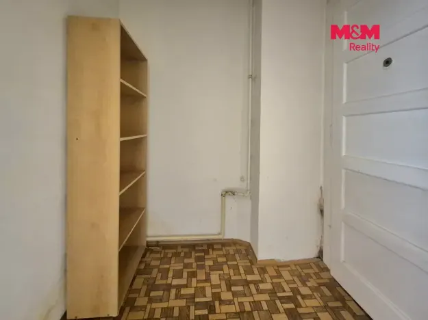 Pronájem bytu 1+kk, Praha - Holešovice, Stupkova, 31 m2