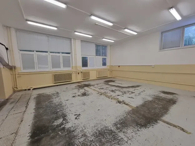 Pronájem skladu, Zlín, Kvítková, 156 m2