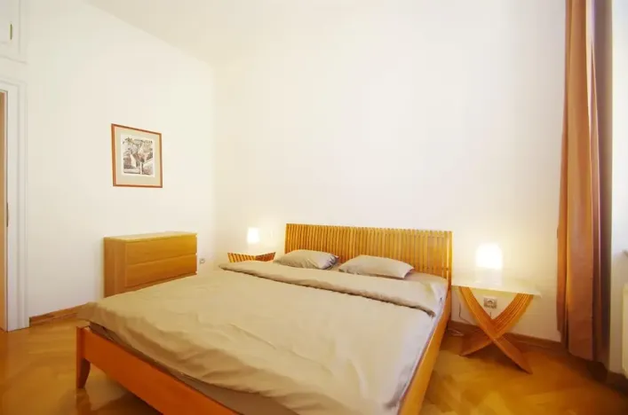 Pronájem bytu 2+kk, Praha - Malá Strana, Újezd, 73 m2