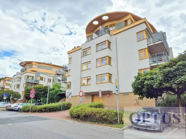Pronájem bytu 3+kk, Praha - Košíře, Naskové, 82 m2