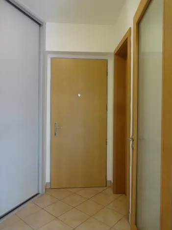 Pronájem bytu 2+kk, Praha - Podolí, Nedvědovo náměstí, 51 m2