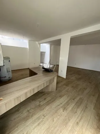 Pronájem kanceláře, Kolín, Tyršova, 124 m2