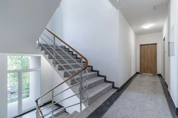 Pronájem bytu 1+kk, Praha - Košíře, Vrchlického, 31 m2