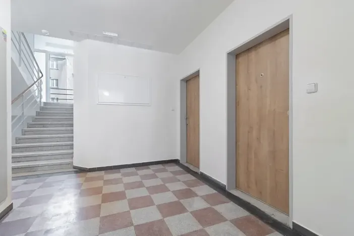 Pronájem bytu 1+kk, Praha - Košíře, Vrchlického, 31 m2