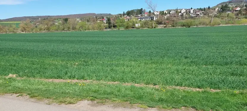 Prodej pole, Hýskov, 1374 m2
