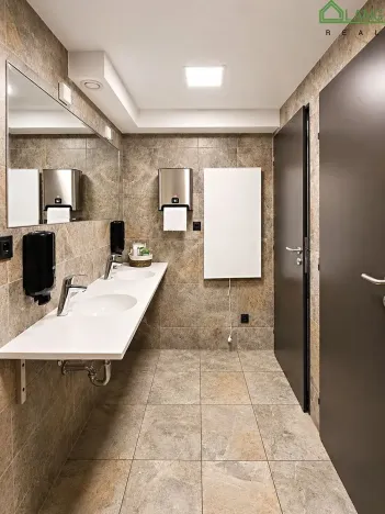 Pronájem restaurace, Brno, Dominikánské náměstí, 487 m2