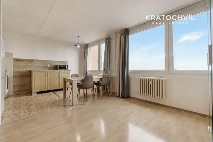 Prodej bytu 3+kk, Kladno, Jerevanská, 68 m2