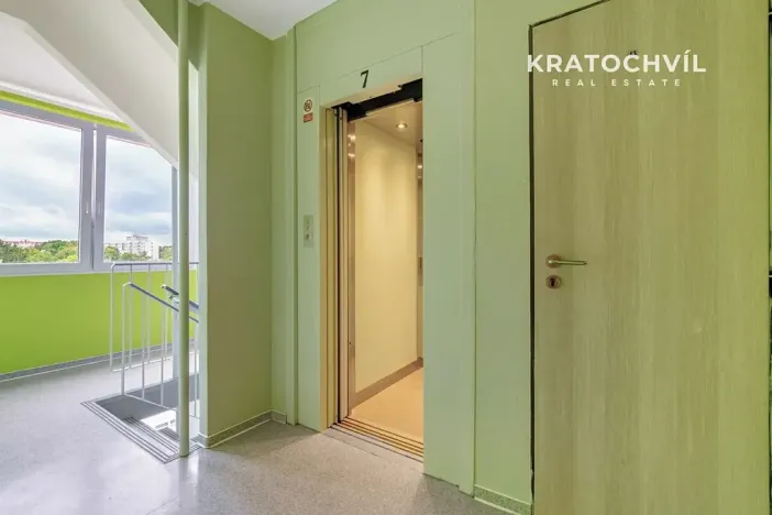 Prodej bytu 3+kk, Kladno, Jerevanská, 68 m2