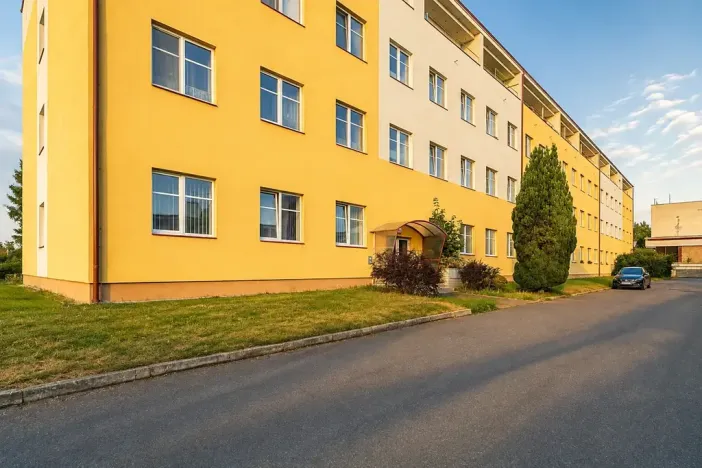 Prodej bytu 2+1, Milovice, Topolová, 67 m2