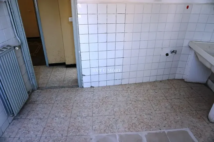 Prodej bytu 4+kk, Janov, Itálie, Via Liberti, 85 m2