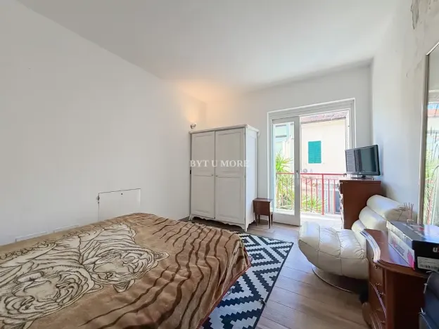 Prodej vily, Viareggio, Itálie, Via Virgilio, 95 m2