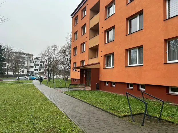 Pronájem bytu 1+1, Uherské Hradiště, Pod Svahy, 29 m2