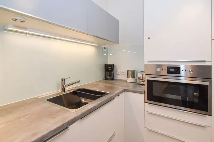 Pronájem bytu 1+kk, Praha - Žižkov, Štítného, 34 m2