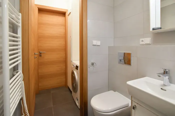 Pronájem bytu 1+kk, Praha - Žižkov, Štítného, 34 m2