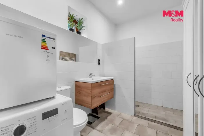 Prodej zemědělské usedlosti, Radim - Lháň, 180 m2