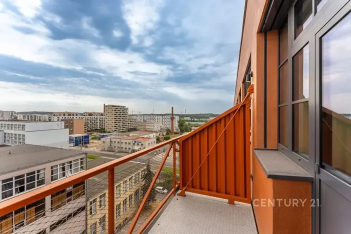Pronájem bytu 1+kk, Praha - Vysočany, Kolbenova, 33 m2