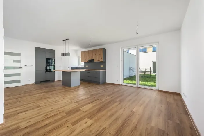 Prodej rodinného domu, Milovice, Modřínová, 137 m2