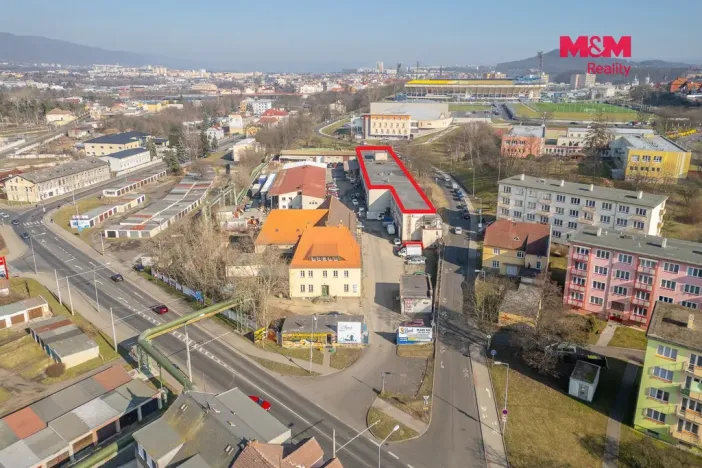 Pronájem kanceláře, Teplice, Libušina, 3000 m2