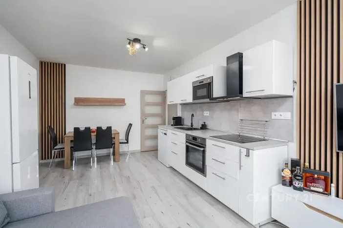 Prodej bytu 3+kk, Děčín, Oblouková, 74 m2