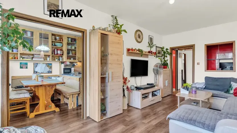 Prodej bytu 3+1, Praha - Prosek, Jablonecká, 67 m2